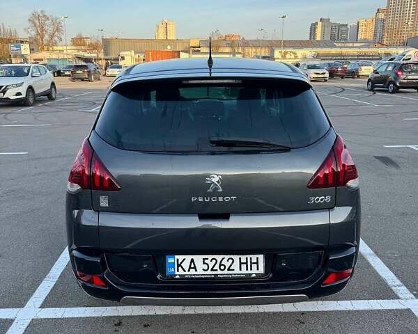 Серый Пежо 3008, объемом двигателя 2 л и пробегом 276 тыс. км за 9900 $, фото 2 на Automoto.ua