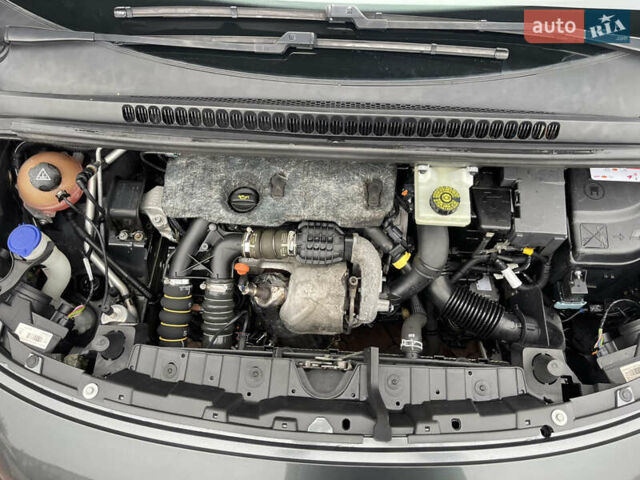 Сірий Пежо 3008, об'ємом двигуна 1.6 л та пробігом 199 тис. км за 10999 $, фото 154 на Automoto.ua