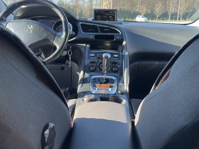 Серый Пежо 3008, объемом двигателя 1.6 л и пробегом 220 тыс. км за 11000 $, фото 7 на Automoto.ua