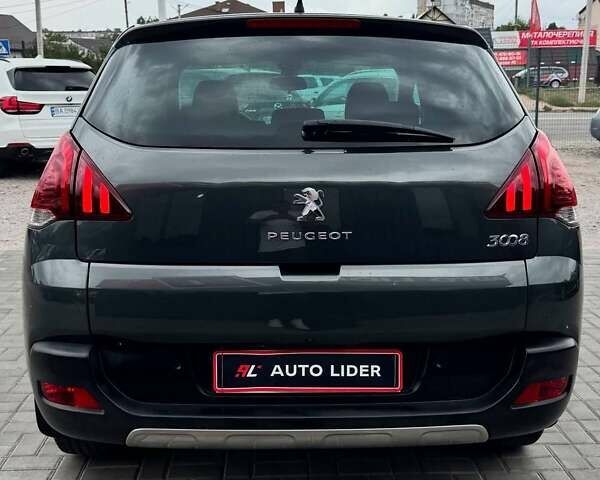 Серый Пежо 3008, объемом двигателя 1.6 л и пробегом 105 тыс. км за 12600 $, фото 3 на Automoto.ua