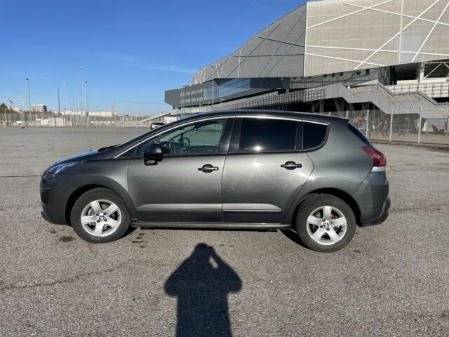 Серый Пежо 3008, объемом двигателя 1.6 л и пробегом 220 тыс. км за 11000 $, фото 1 на Automoto.ua