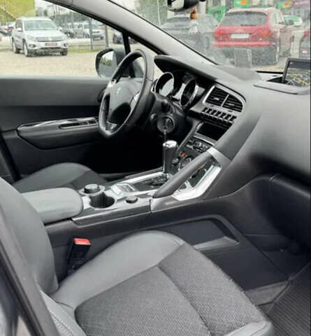 Серый Пежо 3008, объемом двигателя 1.6 л и пробегом 105 тыс. км за 12600 $, фото 11 на Automoto.ua