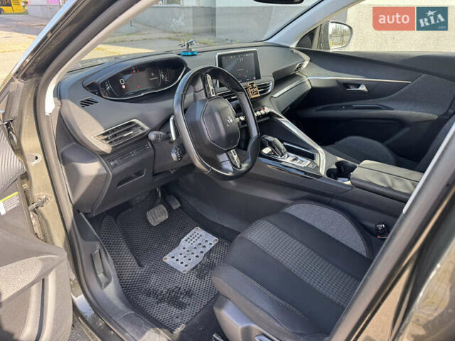 Серый Пежо 3008, объемом двигателя 1.56 л и пробегом 137 тыс. км за 16500 $, фото 9 на Automoto.ua