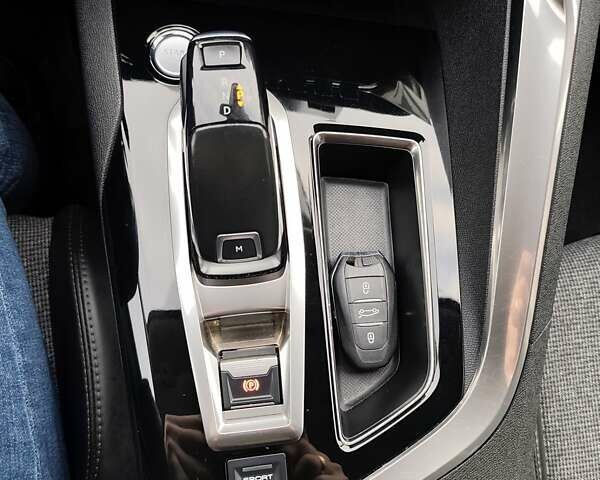 Серый Пежо 3008, объемом двигателя 1.6 л и пробегом 166 тыс. км за 19850 $, фото 61 на Automoto.ua