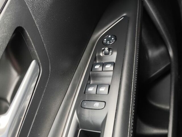 Серый Пежо 3008, объемом двигателя 1.6 л и пробегом 166 тыс. км за 19850 $, фото 17 на Automoto.ua