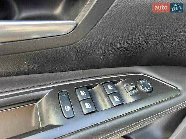 Пежо 3008 2017 в Львове на Automoto.ua Серый Пежо 3008, объемом двигателя 1.6 л и пробегом 187 тыс. км за 18290 $, фото 16 на Automoto.ua