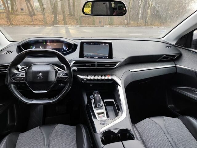 Серый Пежо 3008, объемом двигателя 1.6 л и пробегом 166 тыс. км за 19850 $, фото 12 на Automoto.ua