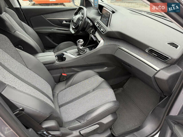 Серый Пежо 3008, объемом двигателя 1.6 л и пробегом 198 тыс. км за 17300 $, фото 57 на Automoto.ua