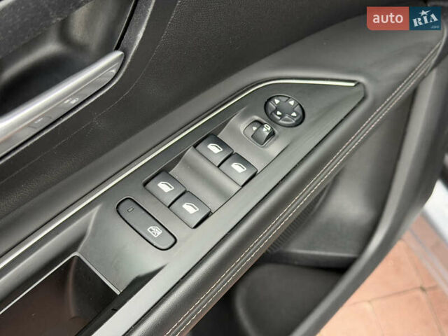 Серый Пежо 3008, объемом двигателя 1.6 л и пробегом 198 тыс. км за 17300 $, фото 15 на Automoto.ua