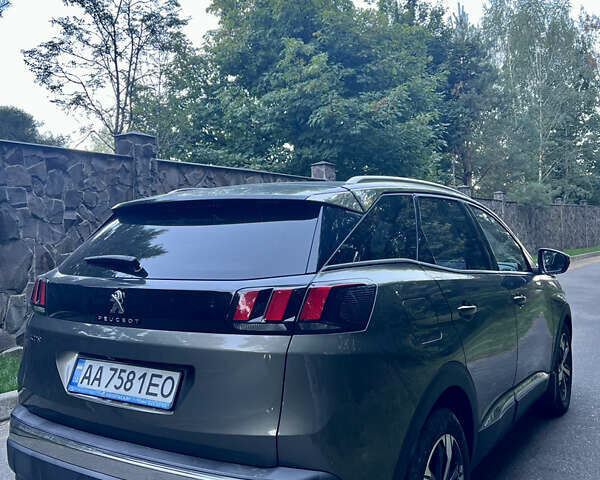 Серый Пежо 3008, объемом двигателя 2 л и пробегом 140 тыс. км за 18900 $, фото 5 на Automoto.ua