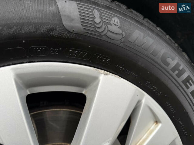 Серый Пежо 3008, объемом двигателя 1.56 л и пробегом 206 тыс. км за 17777 $, фото 56 на Automoto.ua