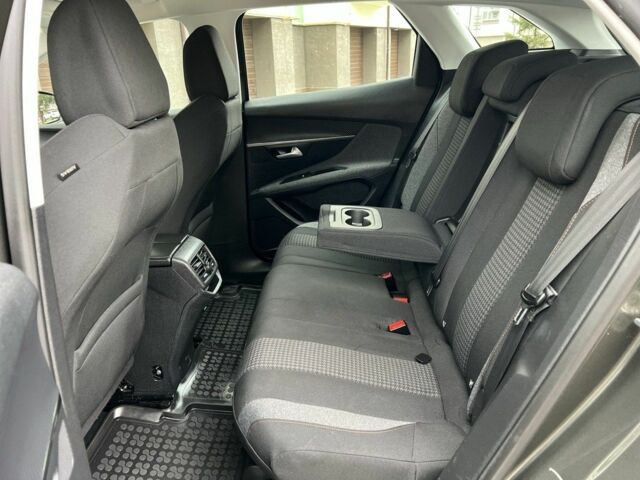 Серый Пежо 3008, объемом двигателя 2 л и пробегом 183 тыс. км за 17300 $, фото 10 на Automoto.ua