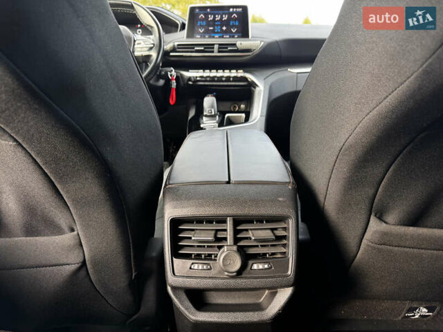 Серый Пежо 3008, объемом двигателя 1.5 л и пробегом 148 тыс. км за 17900 $, фото 18 на Automoto.ua