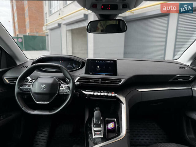 Серый Пежо 3008, объемом двигателя 1.56 л и пробегом 206 тыс. км за 17777 $, фото 47 на Automoto.ua