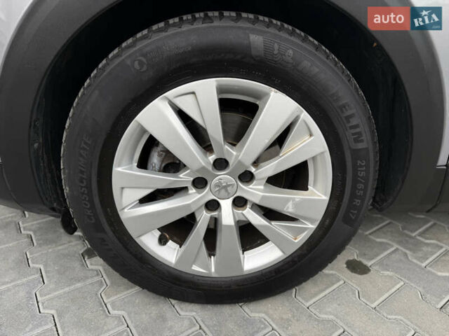 Серый Пежо 3008, объемом двигателя 1.56 л и пробегом 206 тыс. км за 17777 $, фото 57 на Automoto.ua