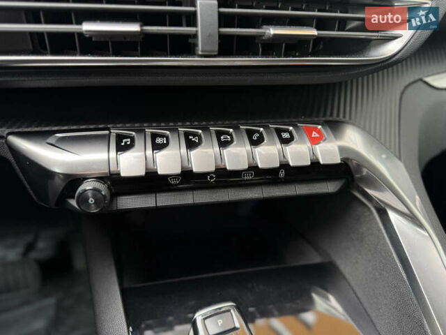 Серый Пежо 3008, объемом двигателя 1.56 л и пробегом 206 тыс. км за 17777 $, фото 43 на Automoto.ua