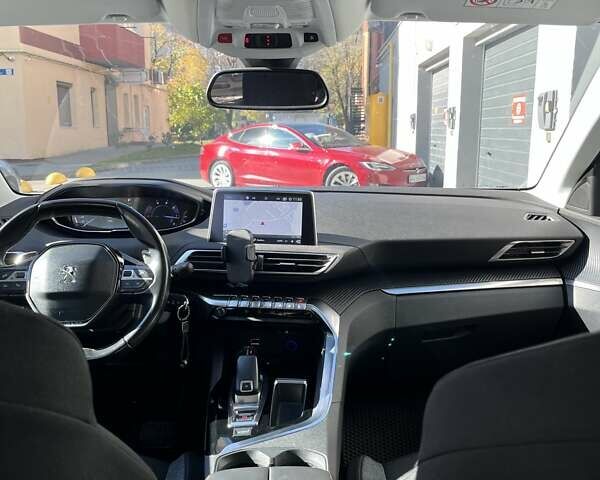 Сірий Пежо 3008, об'ємом двигуна 1.5 л та пробігом 185 тис. км за 20199 $, фото 3 на Automoto.ua
