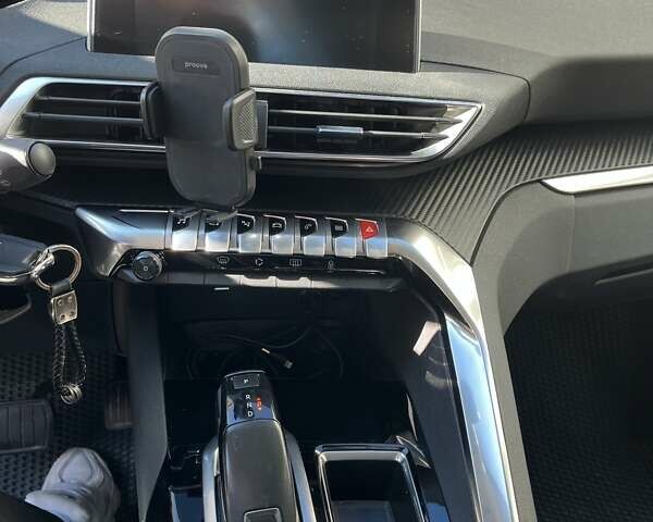 Сірий Пежо 3008, об'ємом двигуна 1.5 л та пробігом 185 тис. км за 20199 $, фото 5 на Automoto.ua