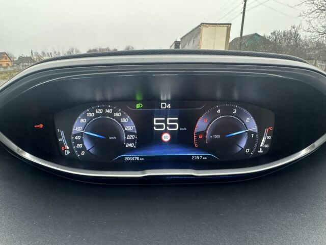 Серый Пежо 3008, объемом двигателя 1.6 л и пробегом 205 тыс. км за 18500 $, фото 5 на Automoto.ua