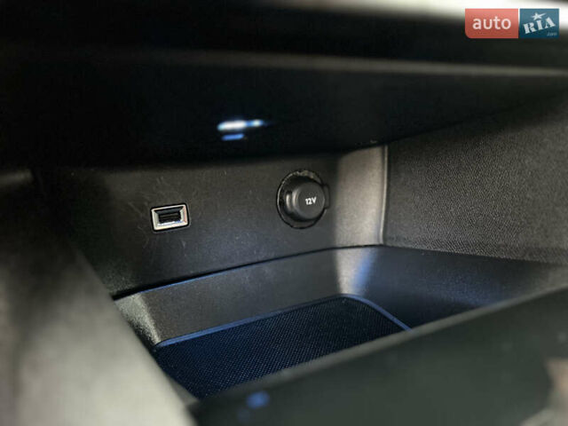 Серый Пежо 3008, объемом двигателя 2 л и пробегом 180 тыс. км за 17300 $, фото 22 на Automoto.ua