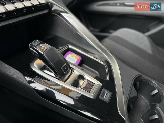 Серый Пежо 3008, объемом двигателя 1.56 л и пробегом 206 тыс. км за 17777 $, фото 44 на Automoto.ua