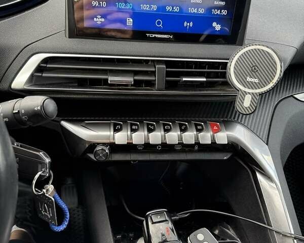 Серый Пежо 3008, объемом двигателя 1.56 л и пробегом 139 тыс. км за 21500 $, фото 2 на Automoto.ua