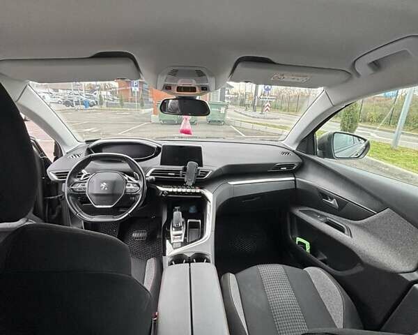 Серый Пежо 3008, объемом двигателя 1.5 л и пробегом 164 тыс. км за 20200 $, фото 6 на Automoto.ua