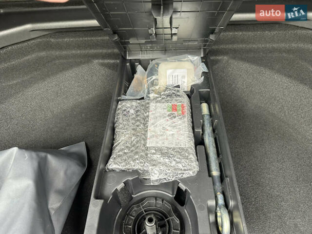 Серый Пежо 3008, объемом двигателя 1.5 л и пробегом 224 тыс. км за 21300 $, фото 58 на Automoto.ua