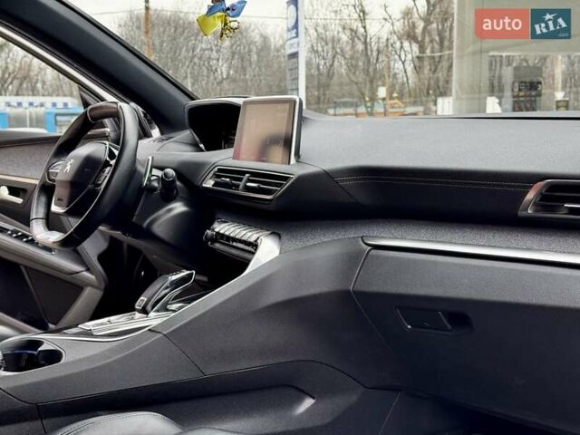 Сірий Пежо 3008, об'ємом двигуна 2 л та пробігом 57 тис. км за 25500 $, фото 26 на Automoto.ua
