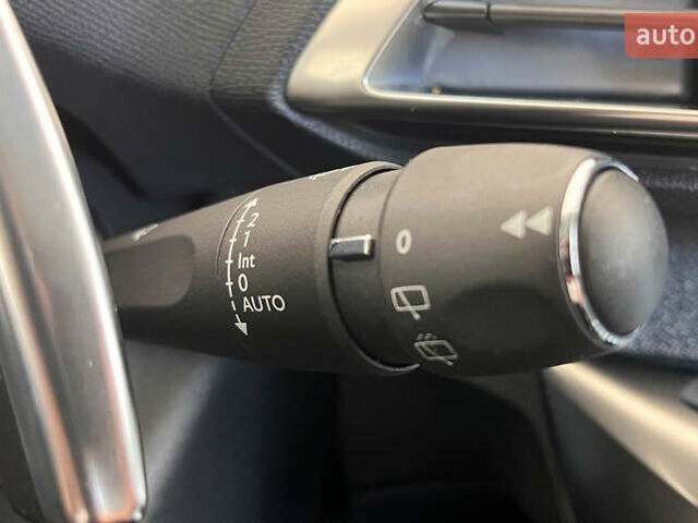 Серый Пежо 3008, объемом двигателя 1.5 л и пробегом 189 тыс. км за 20950 $, фото 16 на Automoto.ua