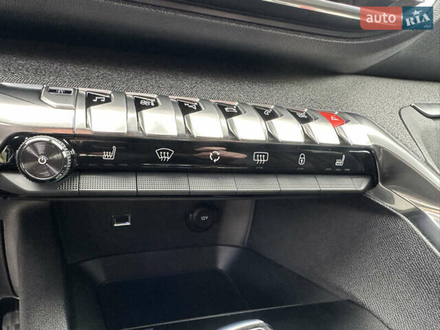 Серый Пежо 3008, объемом двигателя 1.5 л и пробегом 224 тыс. км за 21300 $, фото 76 на Automoto.ua