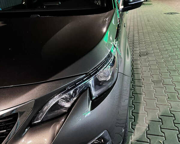 Серый Пежо 3008, объемом двигателя 2 л и пробегом 60 тыс. км за 26999 $, фото 4 на Automoto.ua
