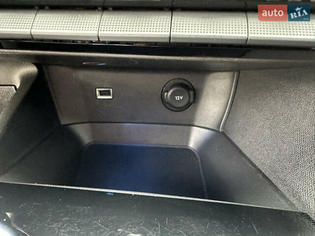 Серый Пежо 3008, объемом двигателя 1.5 л и пробегом 224 тыс. км за 21300 $, фото 77 на Automoto.ua