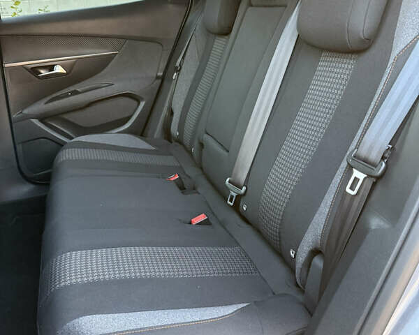 Серый Пежо 3008, объемом двигателя 1.5 л и пробегом 132 тыс. км за 19499 $, фото 27 на Automoto.ua