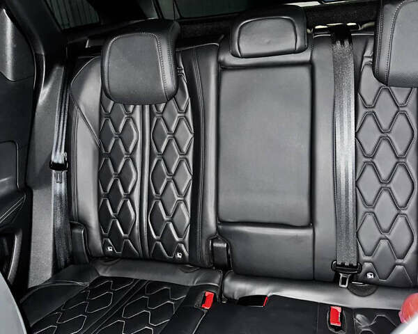 Серый Пежо 3008, объемом двигателя 2 л и пробегом 60 тыс. км за 26999 $, фото 17 на Automoto.ua