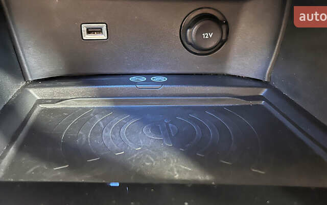 Серый Пежо 3008, объемом двигателя 1.5 л и пробегом 189 тыс. км за 20950 $, фото 25 на Automoto.ua