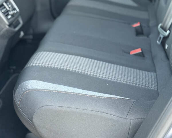 Серый Пежо 3008, объемом двигателя 1.5 л и пробегом 132 тыс. км за 19499 $, фото 20 на Automoto.ua