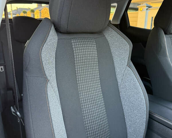 Серый Пежо 3008, объемом двигателя 1.5 л и пробегом 132 тыс. км за 19499 $, фото 22 на Automoto.ua