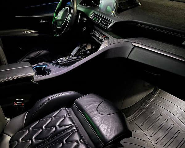 Серый Пежо 3008, объемом двигателя 2 л и пробегом 60 тыс. км за 26999 $, фото 10 на Automoto.ua