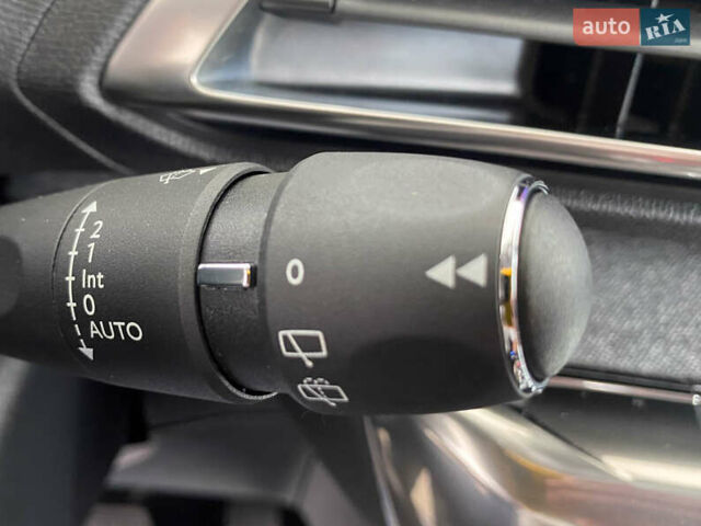 Серый Пежо 3008, объемом двигателя 1.5 л и пробегом 173 тыс. км за 21150 $, фото 17 на Automoto.ua
