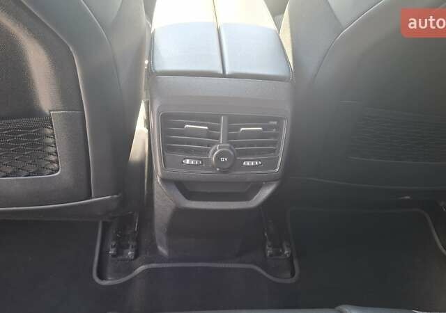 Сірий Пежо 3008, об'ємом двигуна 1.5 л та пробігом 127 тис. км за 21800 $, фото 48 на Automoto.ua