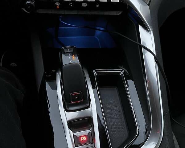 Сірий Пежо 3008, об'ємом двигуна 1.5 л та пробігом 128 тис. км за 18400 $, фото 39 на Automoto.ua