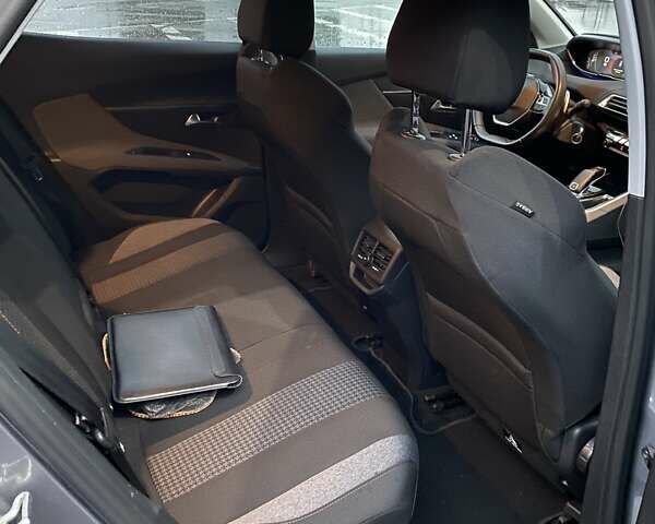 Сірий Пежо 3008, об'ємом двигуна 1.5 л та пробігом 128 тис. км за 18400 $, фото 29 на Automoto.ua