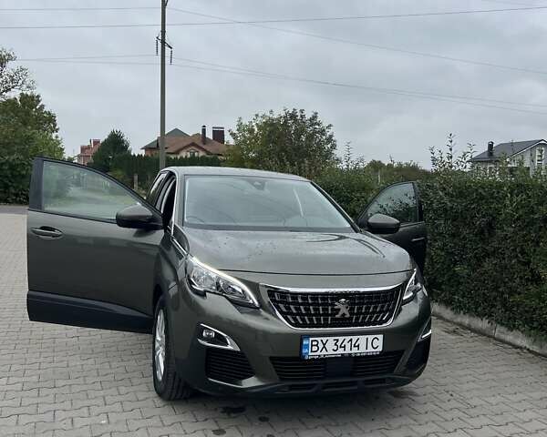 Сірий Пежо 3008, об'ємом двигуна 1.5 л та пробігом 198 тис. км за 20200 $, фото 3 на Automoto.ua