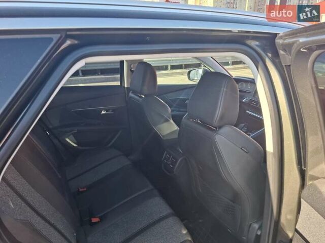 Сірий Пежо 3008, об'ємом двигуна 1.5 л та пробігом 127 тис. км за 21800 $, фото 53 на Automoto.ua