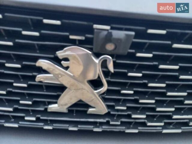 Серый Пежо 3008, объемом двигателя 1.6 л и пробегом 218 тыс. км за 23700 $, фото 23 на Automoto.ua