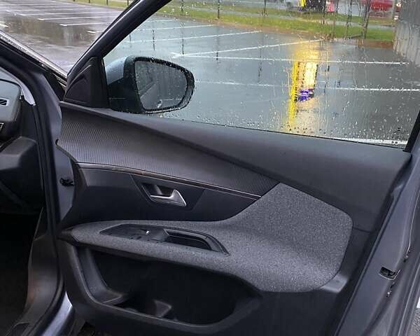 Сірий Пежо 3008, об'ємом двигуна 1.5 л та пробігом 128 тис. км за 18400 $, фото 33 на Automoto.ua