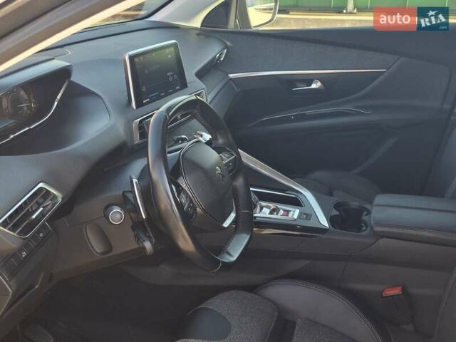 Сірий Пежо 3008, об'ємом двигуна 1.5 л та пробігом 127 тис. км за 21800 $, фото 36 на Automoto.ua