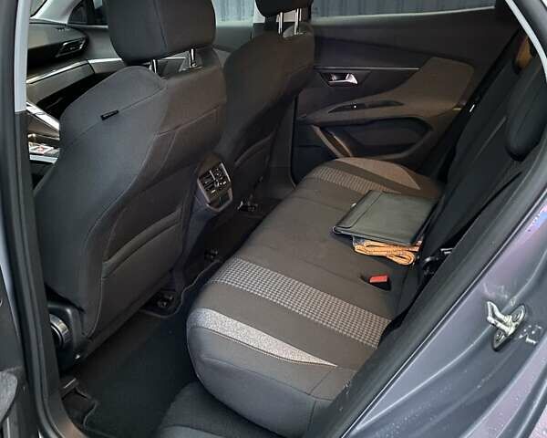 Сірий Пежо 3008, об'ємом двигуна 1.5 л та пробігом 128 тис. км за 18400 $, фото 27 на Automoto.ua