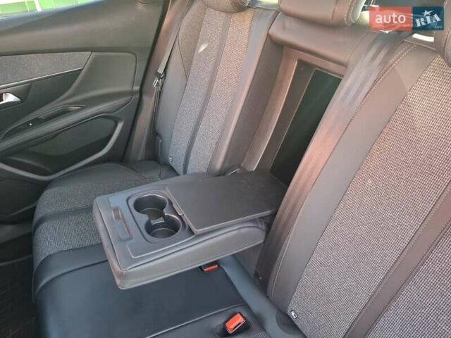 Сірий Пежо 3008, об'ємом двигуна 1.5 л та пробігом 127 тис. км за 21800 $, фото 50 на Automoto.ua